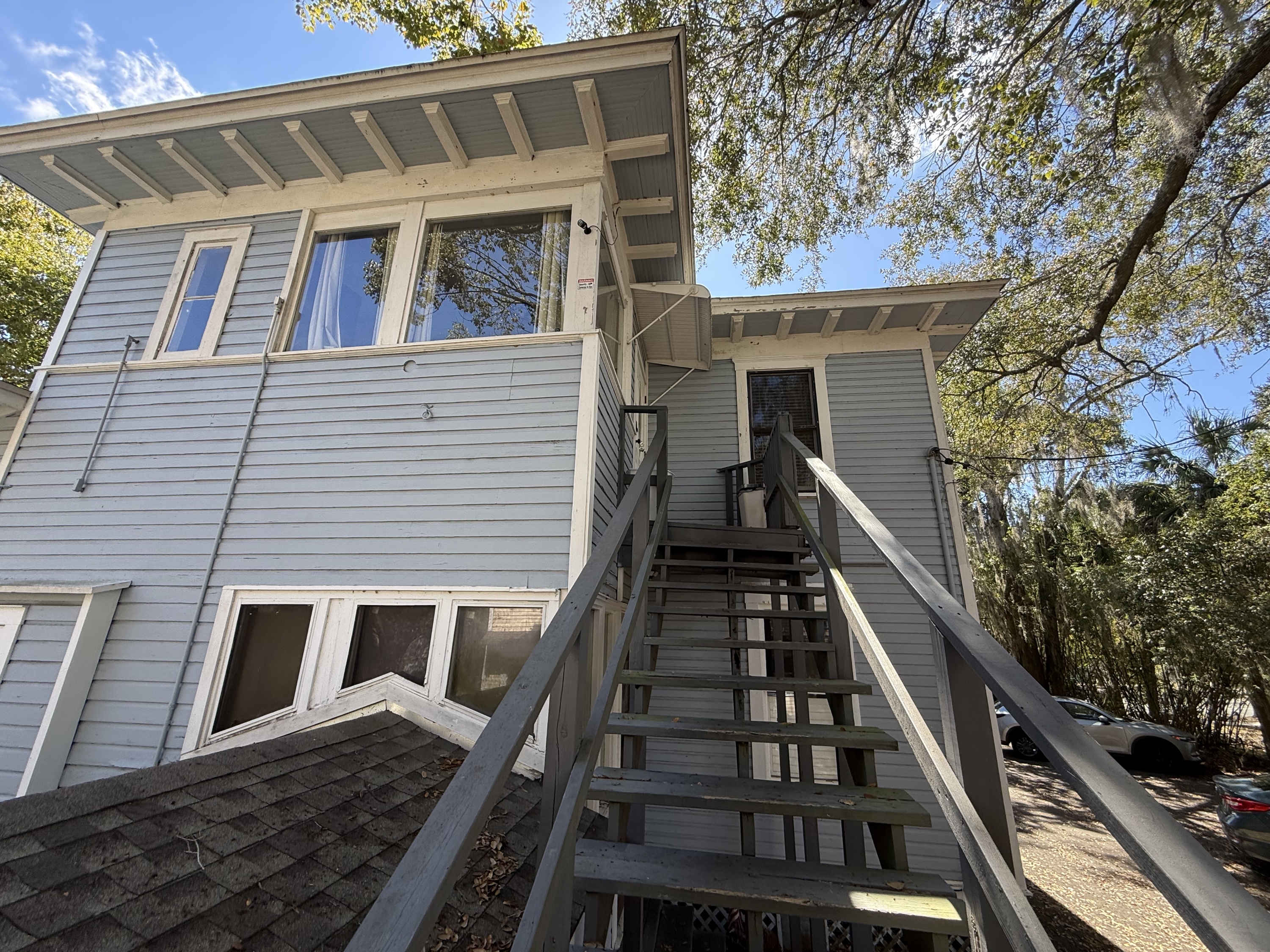 824 East University Avenue - C